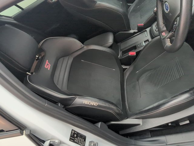 USED 2020 20 Ford Focus 2.3t Ecoboost ST Hatchback 5dr Petrol Manual Euro 6 (s/S) (280 Ps) - Sat Nav + Heated Seats