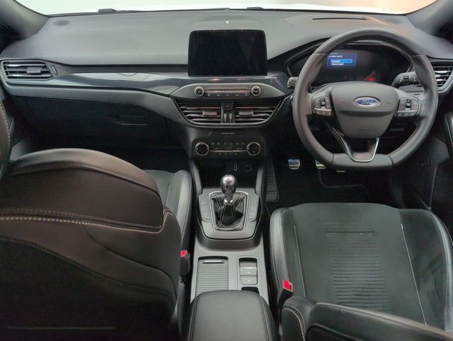 USED 2020 20 Ford Focus 2.3t Ecoboost ST Hatchback 5dr Petrol Manual Euro 6 (s/S) (280 Ps) - Sat Nav + Heated Seats