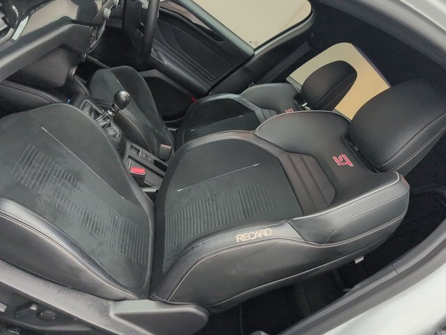 USED 2020 20 Ford Focus 2.3t Ecoboost ST Hatchback 5dr Petrol Manual Euro 6 (s/S) (280 Ps) - Sat Nav + Heated Seats