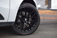 USED 2019 69 PORSCHE MACAN 3.0T V6 S SUV 5dr Petrol PDK 4WD Euro 6 (s/s) (354 ps) PAN ROOF / BOSE / CARBON / FSH