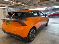 USED 2022 72 MG Mg4 64kWh Trophy Long Range Hatchback 5dr Electric Auto (203 ps)+1 FORMER KEEPER+2 KEYS+MEDIA+APPS+DIDGITAL DASH+PARK CONTROL+CLIMATE+HALF LEATHER SEATS+PRIVACY GLASS 2 KEYS+1 FORMER KEEPER+CLIMATE+2 CABLES+HALF LEATHER SEATS+MEDIA+BLUETOOTH+APPS+PARK CONTROL+NAV+LONG RANGE MODEL+ALLOYS+CRUISE+HEATED FRONT SEATS+HPI CLEAR