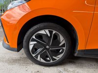 USED 2022 72 MG Mg4 64kWh Trophy Long Range Hatchback 5dr Electric Auto (203 ps)+1 FORMER KEEPER+2 KEYS+MEDIA+APPS+DIDGITAL DASH+PARK CONTROL+CLIMATE+HALF LEATHER SEATS+PRIVACY GLASS 2 KEYS+1 FORMER KEEPER+CLIMATE+2 CABLES+HALF LEATHER SEATS+MEDIA+BLUETOOTH+APPS+PARK CONTROL+NAV+LONG RANGE MODEL+ALLOYS+CRUISE+HEATED FRONT SEATS+HPI CLEAR