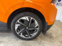 USED 2022 72 MG Mg4 64kWh Trophy Long Range Hatchback 5dr Electric Auto (203 ps)+1 FORMER KEEPER+2 KEYS+MEDIA+APPS+DIDGITAL DASH+PARK CONTROL+CLIMATE+HALF LEATHER SEATS+PRIVACY GLASS 2 KEYS+1 FORMER KEEPER+CLIMATE+2 CABLES+HALF LEATHER SEATS+MEDIA+BLUETOOTH+APPS+PARK CONTROL+NAV+LONG RANGE MODEL+ALLOYS+CRUISE+HEATED FRONT SEATS+HPI CLEAR