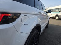 USED 2015 65 LAND ROVER RANGE ROVER EVOQUE 2.0 TD4 HSE Dynamic SUV 5dr Diesel Manual 4WD Euro 6 (s/s) (180 ps) A REALLY BEAUTIFUL ADDITION FINISHED IN EVER POPULAR WHITE PAINT+DIESEL+SERVICE HISTORY+ULEZ COMPLIANT+SANTORINI BLACK PAINTED ROOF WITH SPOILER+PRIVACY GLASS+4 WHEEL DRIVE WITH ACTIVE DRIVELINE+LANE ASSIST+AUTONOMOUS EMERGENCY BREAKING+FULL LEATHER INTERIOR+SATELLITE NAVIGATION+PARK ASSIST+CLIMATE CONTROL+20 INCH ALLOY WHEELS+COST NEW &pound;42395 MAKING THIS USED VEHICLE AMAZING VALUE AT OUR LOW PRICE+1 FULL YEARS MOT PRIOR TO COLLECTION+CALL NOW TO ARRANGE A VIEWING!!!!!!!!!!!!!!!!!!!!!!!!!!!!!!!!!