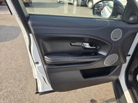 USED 2015 65 LAND ROVER RANGE ROVER EVOQUE 2.0 TD4 HSE Dynamic SUV 5dr Diesel Manual 4WD Euro 6 (s/s) (180 ps) A REALLY BEAUTIFUL ADDITION FINISHED IN EVER POPULAR WHITE PAINT+DIESEL+SERVICE HISTORY+ULEZ COMPLIANT+SANTORINI BLACK PAINTED ROOF WITH SPOILER+PRIVACY GLASS+4 WHEEL DRIVE WITH ACTIVE DRIVELINE+LANE ASSIST+AUTONOMOUS EMERGENCY BREAKING+FULL LEATHER INTERIOR+SATELLITE NAVIGATION+PARK ASSIST+CLIMATE CONTROL+20 INCH ALLOY WHEELS+COST NEW &pound;42395 MAKING THIS USED VEHICLE AMAZING VALUE AT OUR LOW PRICE+1 FULL YEARS MOT PRIOR TO COLLECTION+CALL NOW TO ARRANGE A VIEWING!!!!!!!!!!!!!!!!!!!!!!!!!!!!!!!!!