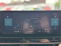 USED 2022 71 CITROEN e-C4 50kWh Shine Hatchback 5dr Electric Auto (136 ps)+1 OWNER FROM NEW+2 KEYS+HISTORY+MEDIA+DIGITAL COCKPIT+HALF LEATHER SEATS+NAVIGATION+BLUETOOTH+18 INCH ALLOYS 2 KEYS+1 OWNER FROM NEW+ALLOYS+HISTORY+HALF LEATHER SEATS+PRIVACY+CLIMATE+PARK CONTROL+DIGITAL COCKPIT+BLUETOOTH+MEDIA+NAV+CRUISE+HPI CLEAR