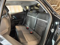 USED 2022 71 CITROEN e-C4 50kWh Shine Hatchback 5dr Electric Auto (136 ps)+1 OWNER FROM NEW+2 KEYS+HISTORY+MEDIA+DIGITAL COCKPIT+HALF LEATHER SEATS+NAVIGATION+BLUETOOTH+18 INCH ALLOYS 2 KEYS+1 OWNER FROM NEW+ALLOYS+HISTORY+HALF LEATHER SEATS+PRIVACY+CLIMATE+PARK CONTROL+DIGITAL COCKPIT+BLUETOOTH+MEDIA+NAV+CRUISE+HPI CLEAR