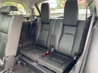 USED 2017 17 LAND ROVER DISCOVERY SPORT 2.0 TD4 HSE SUV 5dr Diesel Auto 4WD Euro 6 (s/s) (180 ps) A BEAUTIFUL EXAMPLE FINISHED IN EVER POPULAR BLACK PAINT+7 SEATER+JUST 2 FORMER KEEPERS+SERVICE HISTORY+ULEZ COMPLIANT+PRIVACY GLASS+FULL LEATHER INTERIOR+FULL PANORAMIC GLASS ROOF+SATELLITE NAVIGATION+PARK ASSIST+CLIMATE CONTROL+19 INCH ALLOY WHEELS+COST NEW &pound;39615 MAKING THIS USED VEHICLE AMAZING VALUE AT OUR LOW PRICE+1 FULL YEARS MOT PRIOR TO COLLECTION+CALL TODAY FOR FURTHER INFORMATION AND TO ARRANGE A VIEWING+ABSOLUTELY NOT TO BE MISSED!!!!!!!!!!!!!!!!!!!!!!!!!!!!!
