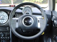 USED 2005 55 MINI HATCH 1.6 Cooper Park Lane Hatchback 3dr Petrol Manual Euro 4 (116 bhp) www.suffolkcarcentre.co.uk - Located at Ilketshall
