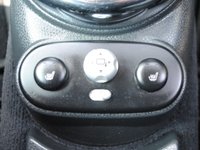 USED 2005 55 MINI HATCH 1.6 Cooper Park Lane Hatchback 3dr Petrol Manual Euro 4 (116 bhp) www.suffolkcarcentre.co.uk - Located at Ilketshall