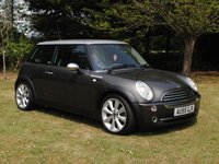 USED 2005 55 MINI HATCH 1.6 Cooper Park Lane Hatchback 3dr Petrol Manual Euro 4 (116 bhp) www.suffolkcarcentre.co.uk - Located at Ilketshall