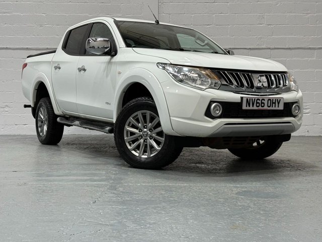 2016 66 Mitsubishi L200 2.4 DI-D DC Titan Pickup Double Cab 4dr Diesel Manual 4WD Euro 5 (178 ps)