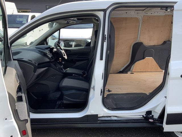 2021 Ford Transit Connect 1.5L Leader 5dr - Photo 12