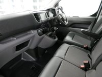 USED 2020 70 VAUXHALL VIVARO 3100 2.0 D 120 BHP L2 LONG SPORTIVE EDITION 6DR 1 OWNER | AIR CON | 3100 WEIGHT | L2 LONG