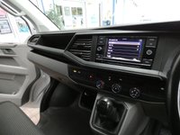USED 2021 70 VOLKSWAGEN TRANSPORTER 2.0 TDI T28 Highline Panel Van 5dr Diesel Manual FWD LWB High Roof Euro 6 (s/s) (150 ps) AIR CON ANDROID APPLE CARPLAY PARKING SENSORS PLYLINED BULKHEAD INTERNAL SHELVING 1 OWNER SERVICE HISTORY WARRANTY