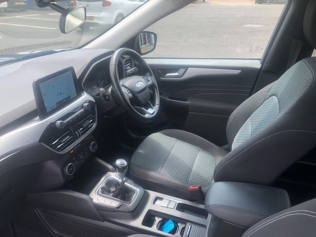 2022 Ford Kuga 1.5L Zetec 5dr - Photo 9