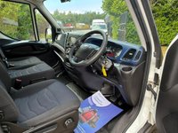 USED 2018 68 IVECO DAILY 2.3 TD 14V 35C 3450 Hi-MATIC - DROPSIDE+T/LIFT DRW L2 (200 g/km, 136 bhp) Stunning Light use Ex Council,