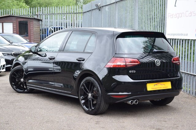 View our VOLKSWAGEN GOLF