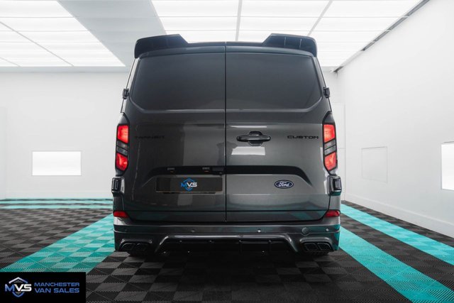 2024 Ford Transit Custom - Photo 11