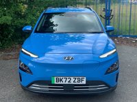 USED 2022 72 HYUNDAI KONA 64kWh Premium SUV 5dr Electric Auto (10.5kW Charger) (204 ps)+1 OWNER FROM NEW+2 KEYS+HISTORY+MEDIA+DIGITAL COCKPIT+APPS+NAVIGATION+BLUETOOTH+PARK CONTROL+PRIVACY+ 2 KEYS+1 OWNER FROM NEW+MEDIA+2 CABLES+CLIMATE+PARK CONTROL+NAV+BLUETOOTH+APPS+DIGITAL COCKPIT+LONG RANGE+CRUISE+ALLOYS+HEATED FRONT SEATS+HPI CLEAR