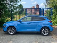 USED 2022 72 HYUNDAI KONA 64kWh Premium SUV 5dr Electric Auto (10.5kW Charger) (204 ps)+1 OWNER FROM NEW+2 KEYS+HISTORY+MEDIA+DIGITAL COCKPIT+APPS+NAVIGATION+BLUETOOTH+PARK CONTROL+PRIVACY+ 2 KEYS+1 OWNER FROM NEW+MEDIA+2 CABLES+CLIMATE+PARK CONTROL+NAV+BLUETOOTH+APPS+DIGITAL COCKPIT+LONG RANGE+CRUISE+ALLOYS+HEATED FRONT SEATS+HPI CLEAR