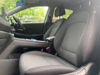 USED 2022 72 HYUNDAI KONA 64kWh Premium SUV 5dr Electric Auto (10.5kW Charger) (204 ps)+1 OWNER FROM NEW+2 KEYS+HISTORY+MEDIA+DIGITAL COCKPIT+APPS+NAVIGATION+BLUETOOTH+PARK CONTROL+PRIVACY+ 2 KEYS+1 OWNER FROM NEW+MEDIA+2 CABLES+CLIMATE+PARK CONTROL+NAV+BLUETOOTH+APPS+DIGITAL COCKPIT+LONG RANGE+CRUISE+ALLOYS+HEATED FRONT SEATS+HPI CLEAR