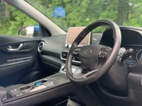 USED 2022 72 HYUNDAI KONA 64kWh Premium SUV 5dr Electric Auto (10.5kW Charger) (204 ps)+1 OWNER FROM NEW+2 KEYS+HISTORY+MEDIA+DIGITAL COCKPIT+APPS+NAVIGATION+BLUETOOTH+PARK CONTROL+PRIVACY+ 2 KEYS+1 OWNER FROM NEW+MEDIA+2 CABLES+CLIMATE+PARK CONTROL+NAV+BLUETOOTH+APPS+DIGITAL COCKPIT+LONG RANGE+CRUISE+ALLOYS+HEATED FRONT SEATS+HPI CLEAR