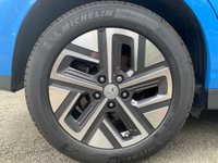 USED 2022 72 HYUNDAI KONA 64kWh Premium SUV 5dr Electric Auto (10.5kW Charger) (204 ps)+1 OWNER FROM NEW+2 KEYS+HISTORY+MEDIA+DIGITAL COCKPIT+APPS+NAVIGATION+BLUETOOTH+PARK CONTROL+PRIVACY+ 2 KEYS+1 OWNER FROM NEW+MEDIA+2 CABLES+CLIMATE+PARK CONTROL+NAV+BLUETOOTH+APPS+DIGITAL COCKPIT+LONG RANGE+CRUISE+ALLOYS+HEATED FRONT SEATS+HPI CLEAR