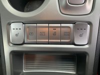 USED 2022 72 HYUNDAI KONA 64kWh Premium SUV 5dr Electric Auto (10.5kW Charger) (204 ps)+1 OWNER FROM NEW+2 KEYS+HISTORY+MEDIA+DIGITAL COCKPIT+APPS+NAVIGATION+BLUETOOTH+PARK CONTROL+PRIVACY+ 2 KEYS+1 OWNER FROM NEW+MEDIA+2 CABLES+CLIMATE+PARK CONTROL+NAV+BLUETOOTH+APPS+DIGITAL COCKPIT+LONG RANGE+CRUISE+ALLOYS+HEATED FRONT SEATS+HPI CLEAR