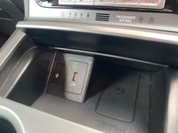 USED 2022 72 HYUNDAI KONA 64kWh Premium SUV 5dr Electric Auto (10.5kW Charger) (204 ps)+1 OWNER FROM NEW+2 KEYS+HISTORY+MEDIA+DIGITAL COCKPIT+APPS+NAVIGATION+BLUETOOTH+PARK CONTROL+PRIVACY+ 2 KEYS+1 OWNER FROM NEW+MEDIA+2 CABLES+CLIMATE+PARK CONTROL+NAV+BLUETOOTH+APPS+DIGITAL COCKPIT+LONG RANGE+CRUISE+ALLOYS+HEATED FRONT SEATS+HPI CLEAR