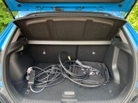 USED 2022 72 HYUNDAI KONA 64kWh Premium SUV 5dr Electric Auto (10.5kW Charger) (204 ps)+1 OWNER FROM NEW+2 KEYS+HISTORY+MEDIA+DIGITAL COCKPIT+APPS+NAVIGATION+BLUETOOTH+PARK CONTROL+PRIVACY+ 2 KEYS+1 OWNER FROM NEW+MEDIA+2 CABLES+CLIMATE+PARK CONTROL+NAV+BLUETOOTH+APPS+DIGITAL COCKPIT+LONG RANGE+CRUISE+ALLOYS+HEATED FRONT SEATS+HPI CLEAR