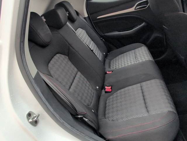 USED 2022 22 MG MG ZS 1.5 Vti-Tech Excite Suv 5dr Petrol Manual Euro 6 (s/S) (106 Ps) - Sensors, Air Con , Bluetooth