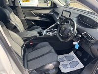 USED 2017 67 PEUGEOT 3008 1.2 PureTech Allure SUV 5dr Petrol EAT Euro 6 (s/s) (130 ps) 2 KEYS FSH PANROOF 360 CAMERA