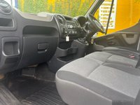 USED 2016 66 RENAULT MASTER 2.3 dCi 35 Business 9 SEATER / WINDOW Van 6dr FWD LWB Med/ Roof Euro 6 (110 bhp) 9 SEATER MINIBUS CREW CAB