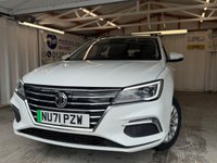 USED 2021 71 MG MG5 52.5kWh Exclusive Estate 5dr Electric Auto (156 ps)+2 KEYS+2 CHARGE CABLES+HISTORY+MEDIA+SUNROOF+LEATHER SEATS+NAVIGATION+DIGITAL DASH+MEDIA+REVERSE CAMERA+ 2 KEYS+HISTORY+2 CABLES+SATNAV+FULL LEATHER HEATED SEATS+ALLOYS+APPLECARPLAY+REVERSE CAM+PARK SENSORS+CRUISE+HPI CLEAR