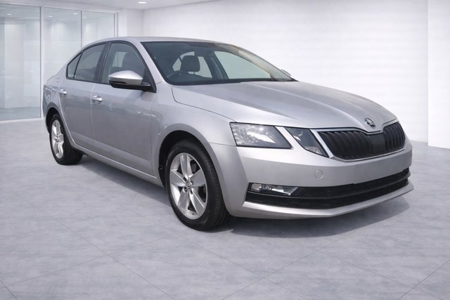 2018 SKODA OCTAVIA 1.0 TSI SE HATCHBACK 5DR PETROL MANUAL EURO 6 S S 115... photo