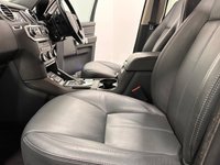 USED 2016 16 LAND ROVER DISCOVERY 4 3.0 SD V6 Landmark SUV 5dr Diesel Auto 4WD Euro 6 (s/s) (256 bhp) Rear Entertainment Screens
