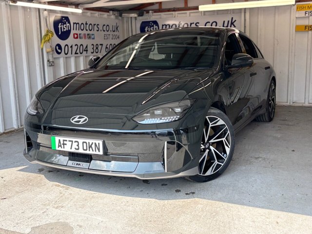 2023 73 HYUNDAI IONIQ 6 77.4kWh Ultimate Saloon 4dr Electric Auto (228 ps)+1 OWNER FROM NEW+2 KEYS+2 CHARGE CABLES+PANORAMIC SUNROOF+MEDIA+APPS+DIGITAL COCKPIT+LEATHER HEATED SEATS+PRIVACY 2 KEYS+1 OWNER FROM NEW+ALLOYS+2 CABLES+PANORAMIC SUNROOF+PRIVACY+DIGITAL DASH+NAV+FULL LEATHER SEATS+BLUETOOTH+MEDIA+CLIMATE+PARK SENSORS+CRUISE+HEATED SEATS+HPI CLEAR
