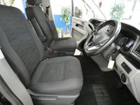 USED 2020 20 VOLKSWAGEN TRANSPORTER SHUTTLE 2.0 TDI SE Minibus Double Cab 5dr Diesel DSG LWB Euro 6 (s/s) (150 ps) 8 SEATS AIR CON ANDROID APPLE CARPLAY CRUISE CONTROL PARKING SENSORS 1 OWNER SERVICE HISTORY WARRANTY