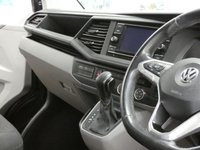 USED 2020 20 VOLKSWAGEN TRANSPORTER SHUTTLE 2.0 TDI SE Minibus Double Cab 5dr Diesel DSG LWB Euro 6 (s/s) (150 ps) 8 SEATS AIR CON ANDROID APPLE CARPLAY CRUISE CONTROL PARKING SENSORS 1 OWNER SERVICE HISTORY WARRANTY