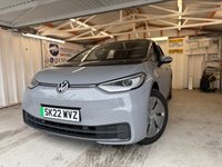 USED 2022 22 VOLKSWAGEN ID.3 Pro Performance 58kWh Family Hatchback 5dr Electric Auto (204 ps)+1 OWNER FROM NEW+2 KEYS+PANORAMIC SUNROOF+CLIMATE+NAVIGATION+BLUETOOTH+PRIVACY+MEDIA+APPS+DIGITAL COCKPIT+ 2 KEYS+1 OWNER FROM NEW+CABLE+PANORAMIC SUNROOF+PRIVACY+CLIMATE+PARK CONTROL+NAV+MEDIA+BLUETOOTH+USB+AUX+DAB+CRUISE+HPI CLEAR