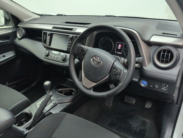 USED 2018 18 Toyota Rav4 2.5 Vvt-H Icon Suv 5dr Petrol Hybrid Cvt Euro 6 (s/S) (197 Ps) - Sat Nav, Privacy, Sensors