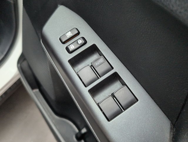 USED 2018 18 Toyota Rav4 2.5 Vvt-H Icon Suv 5dr Petrol Hybrid Cvt Euro 6 (s/S) (197 Ps) - Sat Nav, Privacy, Sensors