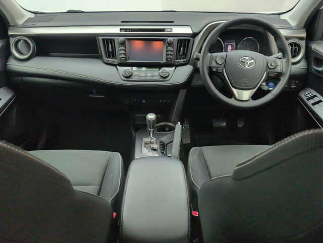 USED 2018 18 Toyota Rav4 2.5 Vvt-H Icon Suv 5dr Petrol Hybrid Cvt Euro 6 (s/S) (197 Ps) - Sat Nav, Privacy, Sensors