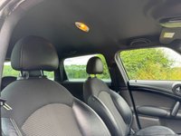 USED 2012 12 MINI COUNTRYMAN 1.6 Cooper SUV 5dr Petrol Manual Euro 5 (s/s) (122 ps) OVER &pound;7500 FACTORY EXTRAS