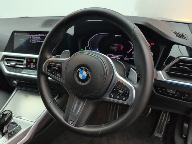 USED 2020 65 BMW 3 Series 2.0 330e 12kwh M Sport Saloon 4dr Petrol Plug-In Hybrid Auto Euro 6 (s/S) (292 Ps) Cruise Control+parking Assistant