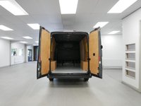 USED 2023 73 VOLKSWAGEN CRAFTER CR35 2.0 TDI 140 BHP MWB LOW ROOF TRENDLINE AUTOMATIC  AUTOMATIC | AIR CON | RARE MWB LOW ROOF !