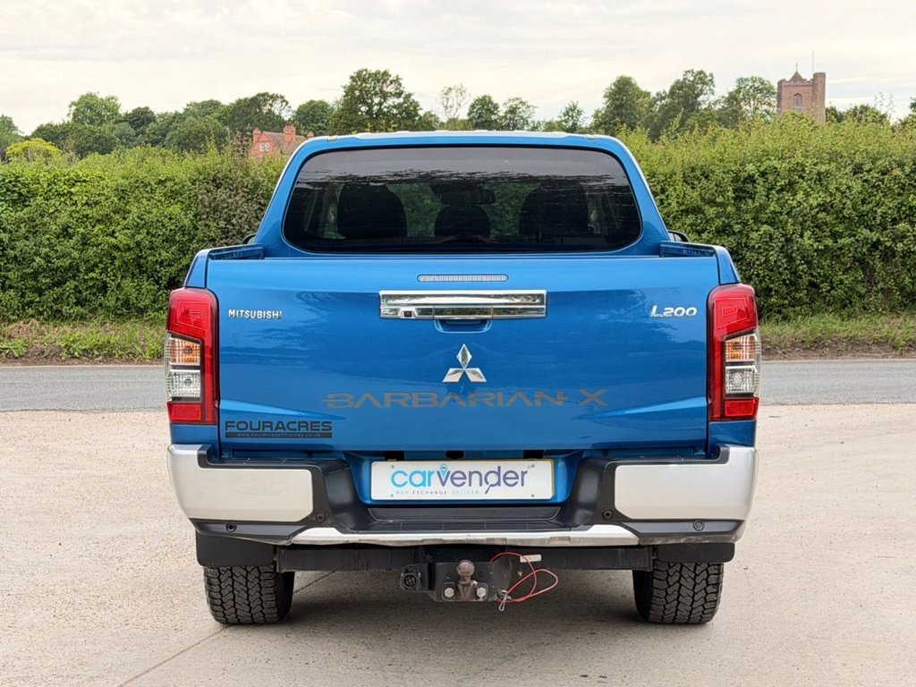 USED 2021 21 MITSUBISHI L200 2.2 DI-D DC Barbarian X Pickup Double Cab 4dr Diesel Auto 4WD Euro 6 (s/s) (150 ps) |360 Reversing Camera|Rear & Front Sensors|4 Wheel Drive|Apple CarPlay/Android Auto|Cruise|