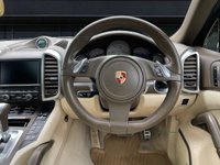 USED 2011 11 PORSCHE CAYENNE 3.0h V6 S SUV 5dr Petrol Hybrid TiptronicS 4WD Euro 5 (s/s) (380 ps) 