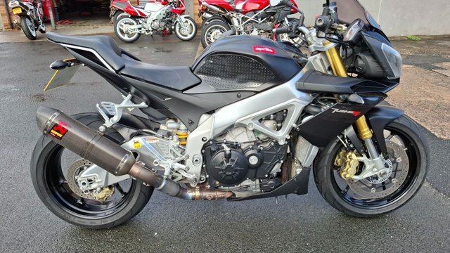 2013 13 Aprilia Tuono 1100 V4 Sports Tourer